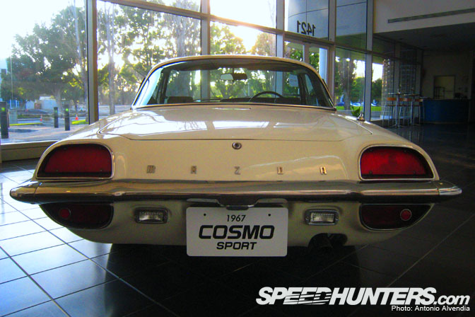 Random Snap>> 1967 Mazda Cosmo�Sport