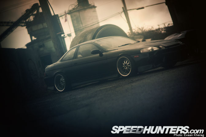 Desktops>> Stanced Soarer