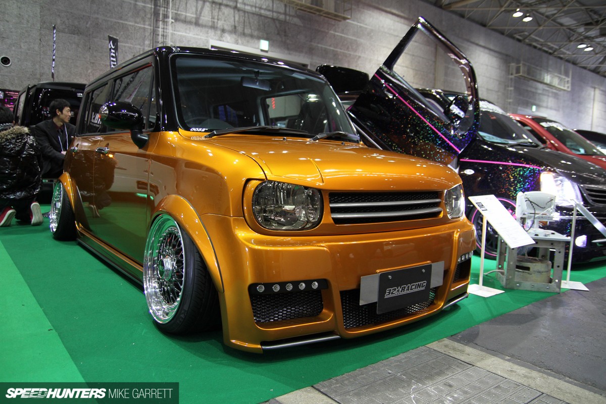 Auto-Messe-01