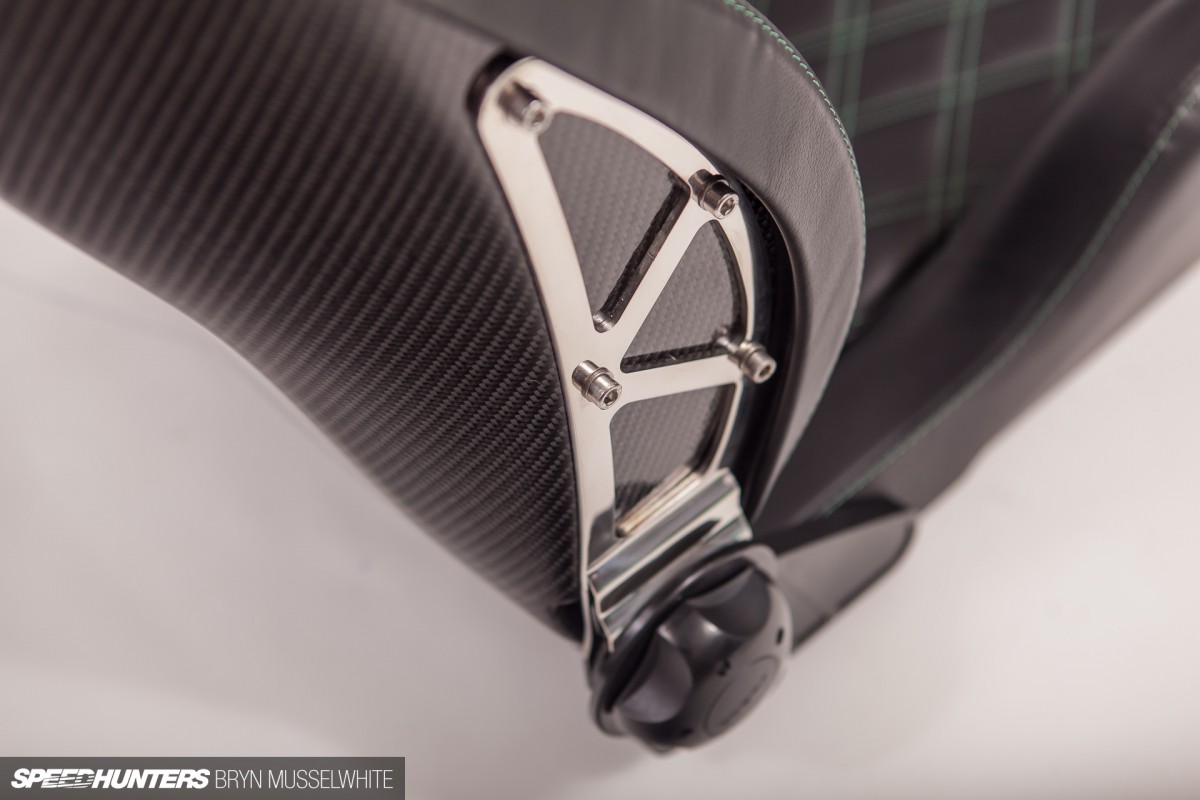 Takata Seats harnesses how to-16