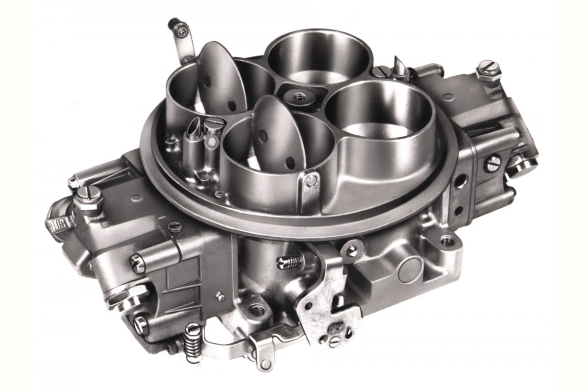early Dominator carb