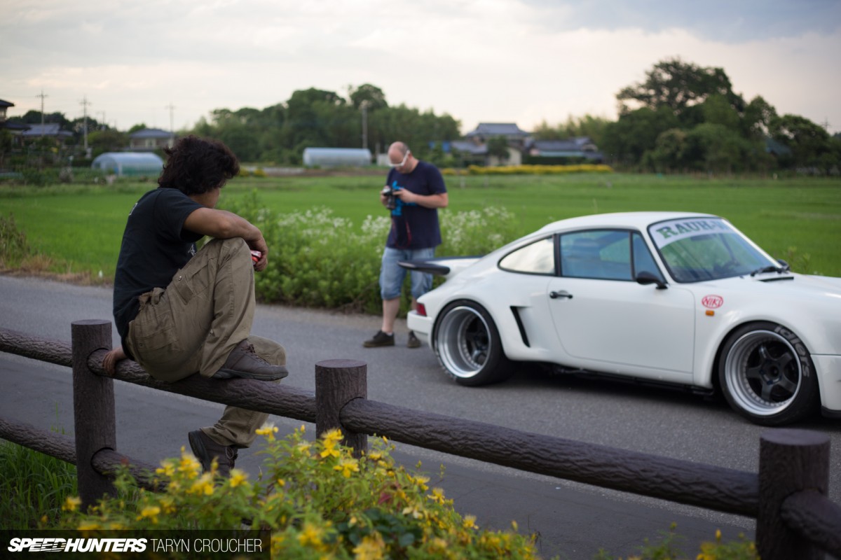 Dino_RWB_Shoot