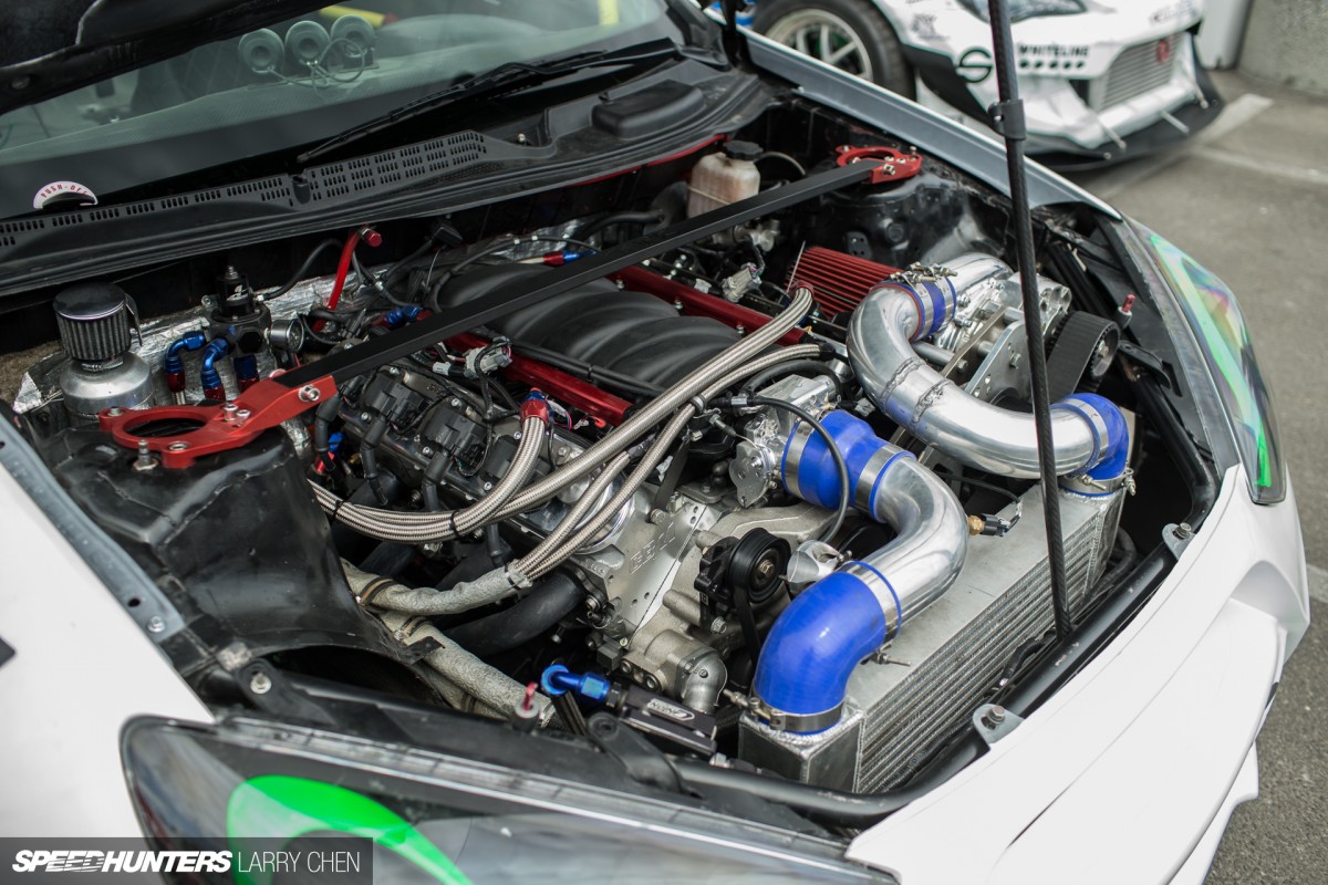 Larry_Chen_Speedhunters_engine_bays_of_Formula_drift_2015-17