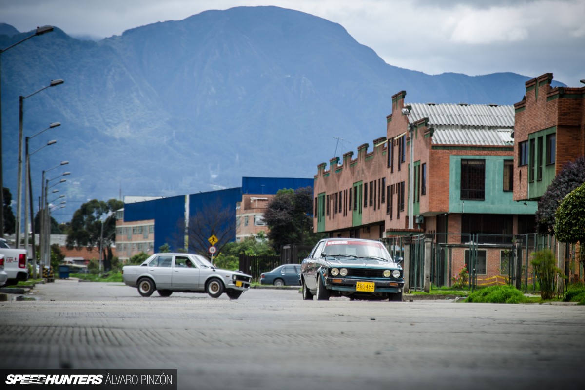 A Peek Inside Colombian Car Culture