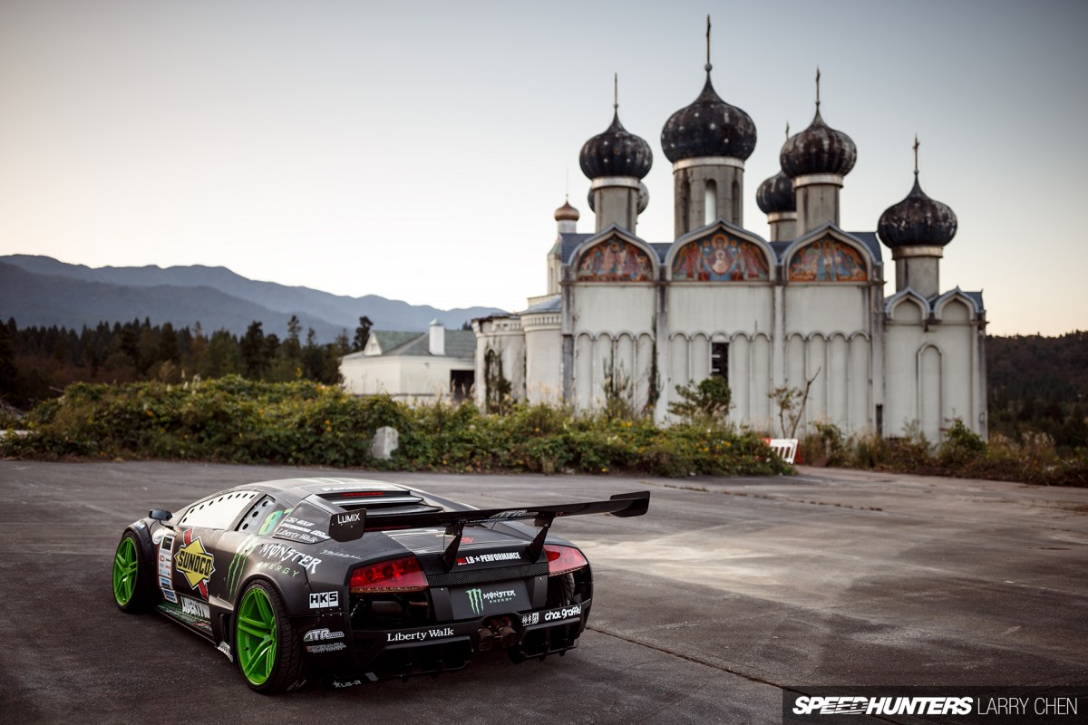 Larry_Chen_Speedhunters_Daigo_saito_drift_lambo_40