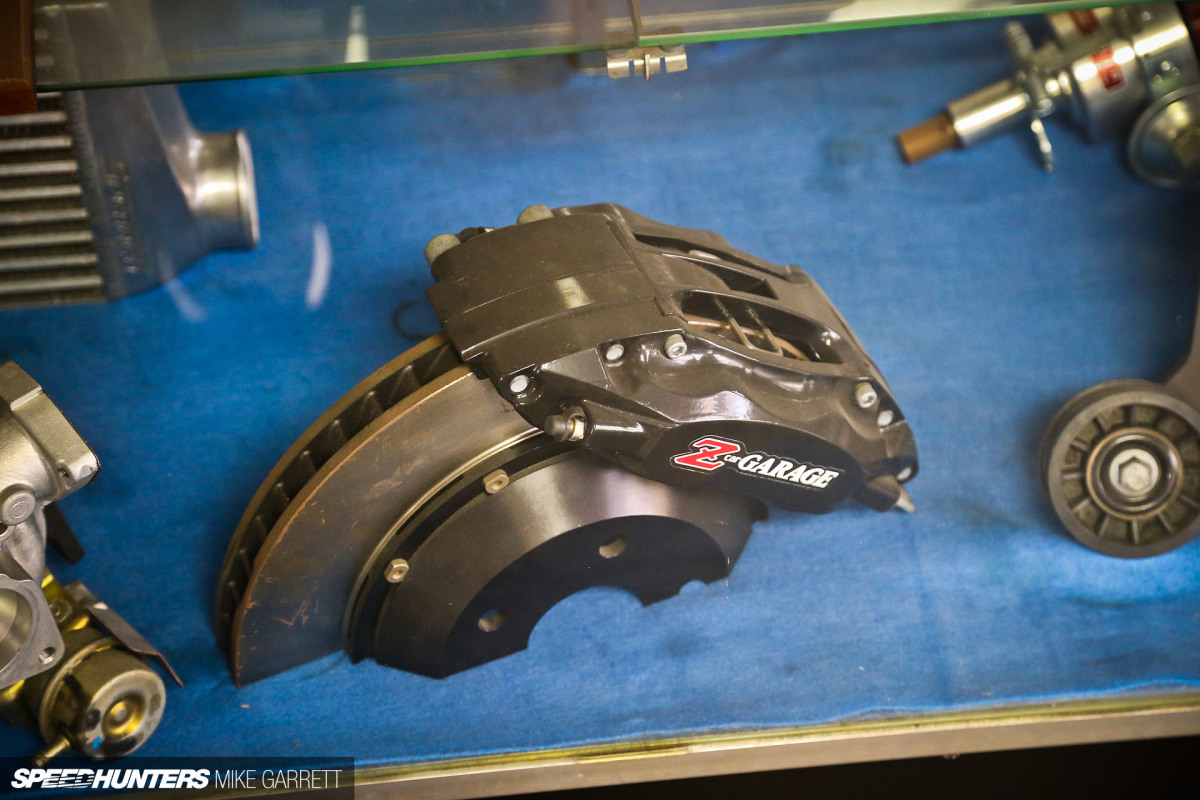 Z-Car-Garage-38 copy