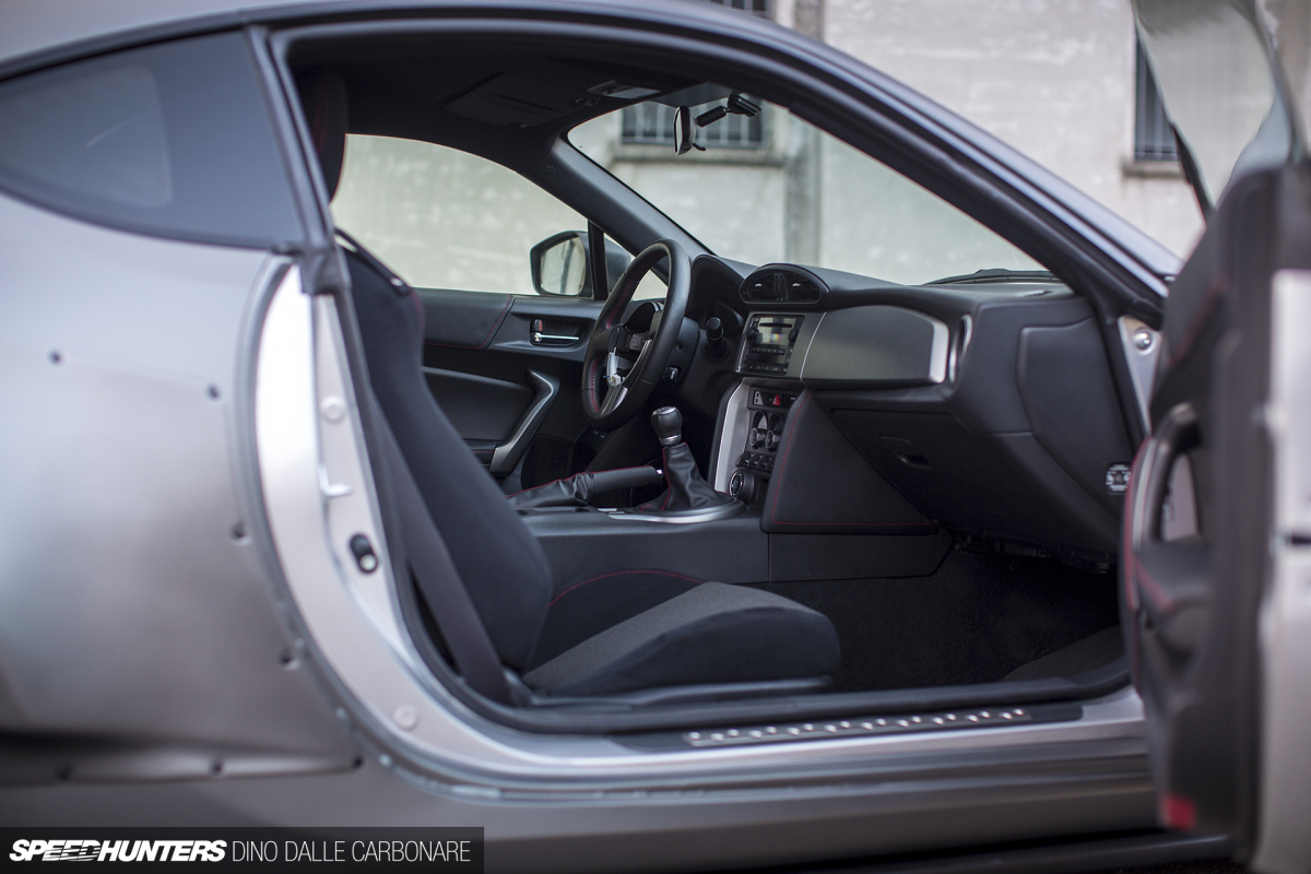 Brill-Steel-BRZ-08