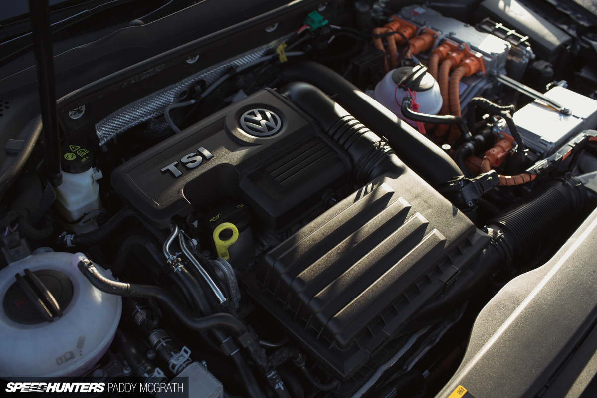 2016 Volkswagen GTE by Paddy McGrath-34