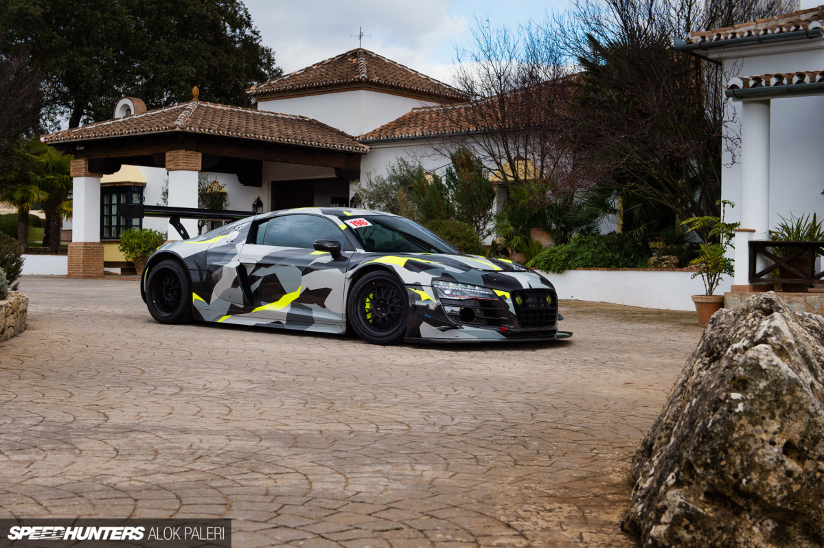 Dream Drive: A 1000hp Audi R8 On Ascari Circuit