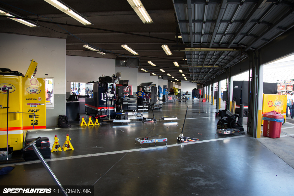 Speedhunters-Keith-Charvonia-Daytona-NASCAR-Garage-32