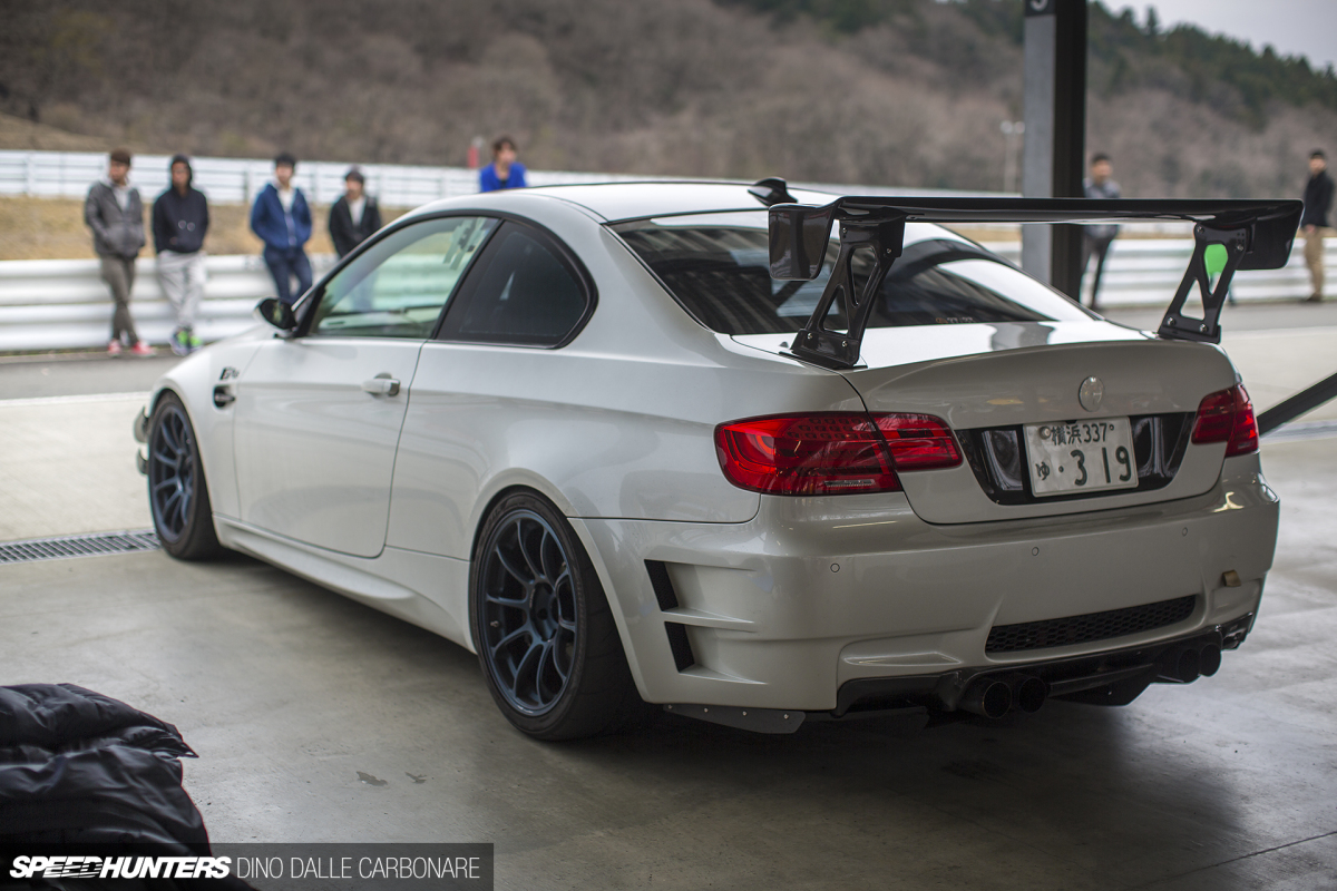 Track-Show-16-24