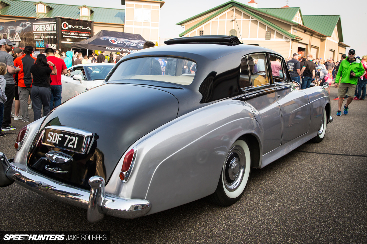 SH_bentley_rear