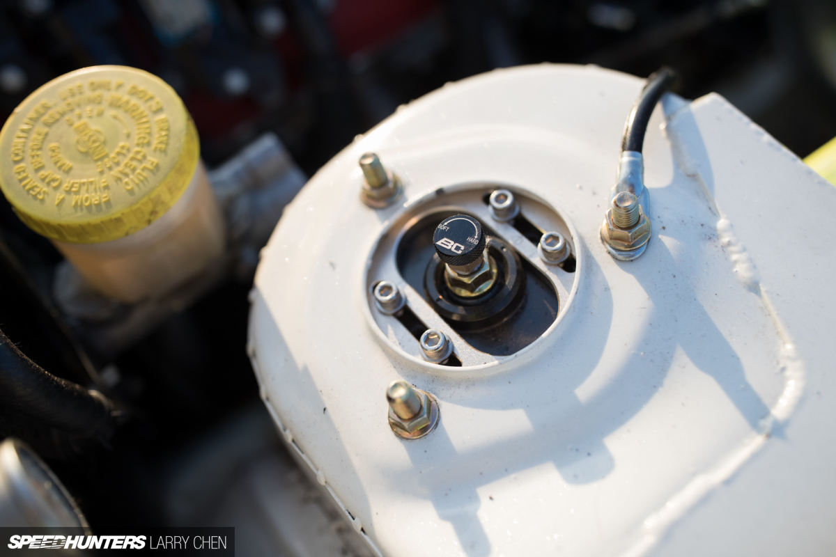 Larry_Chen_2016_Speedhunters_Parsons_Hand_Control_180sx_35