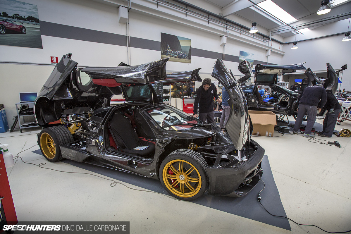 Pagani-Production-Line-05