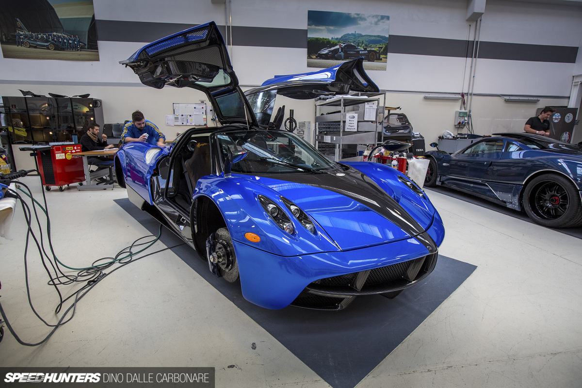 Pagani-Production-Line-06