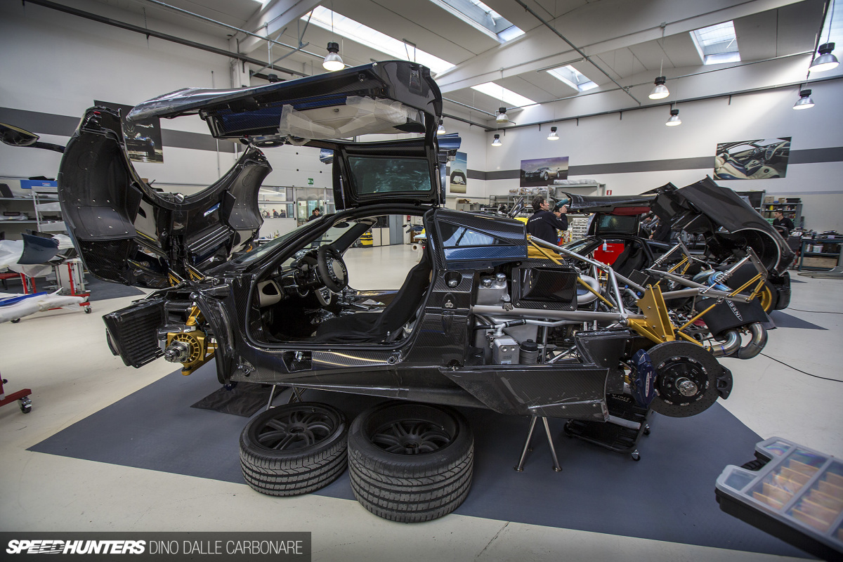 Pagani-Production-Line-16