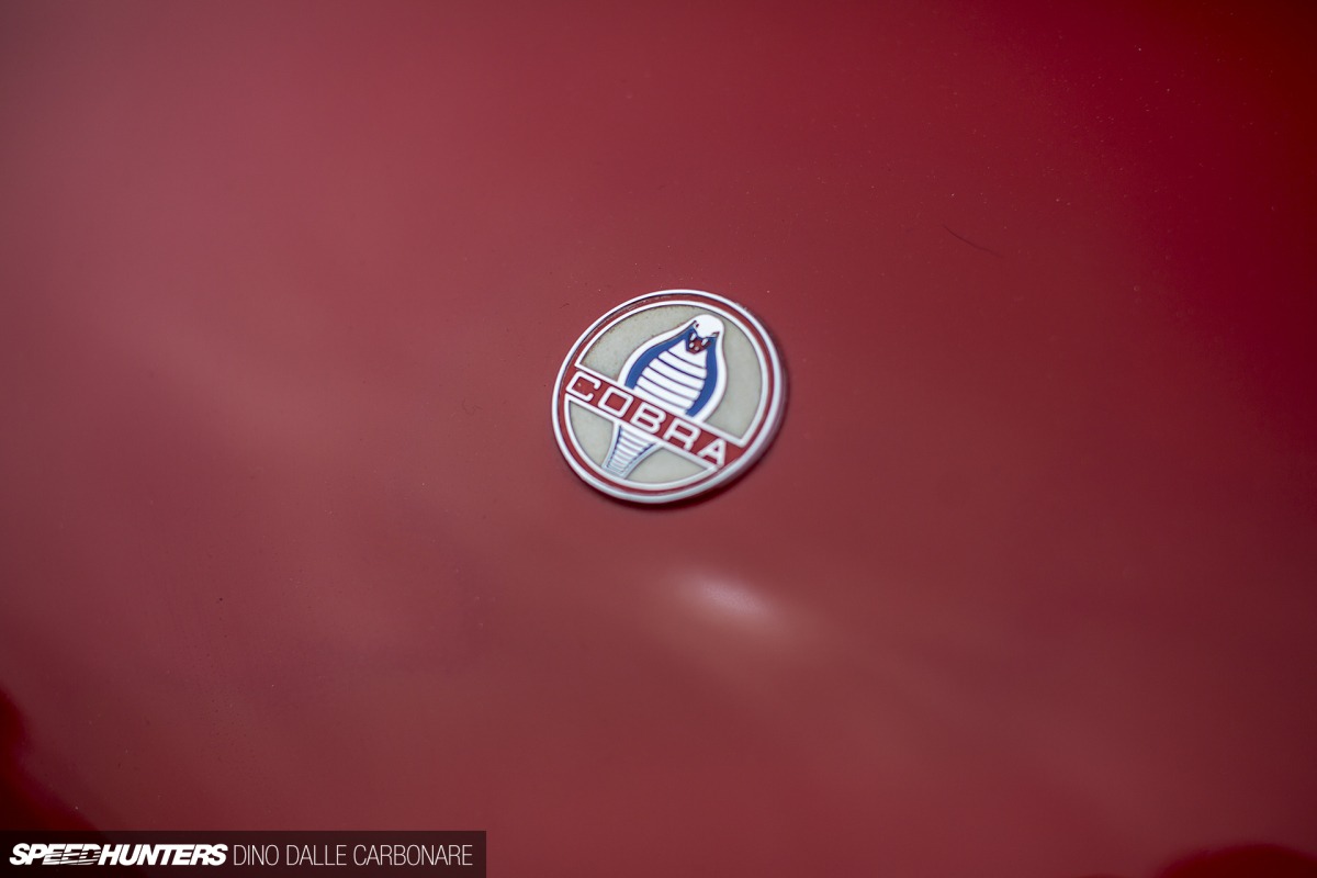 Emblems-Pebble-16-34