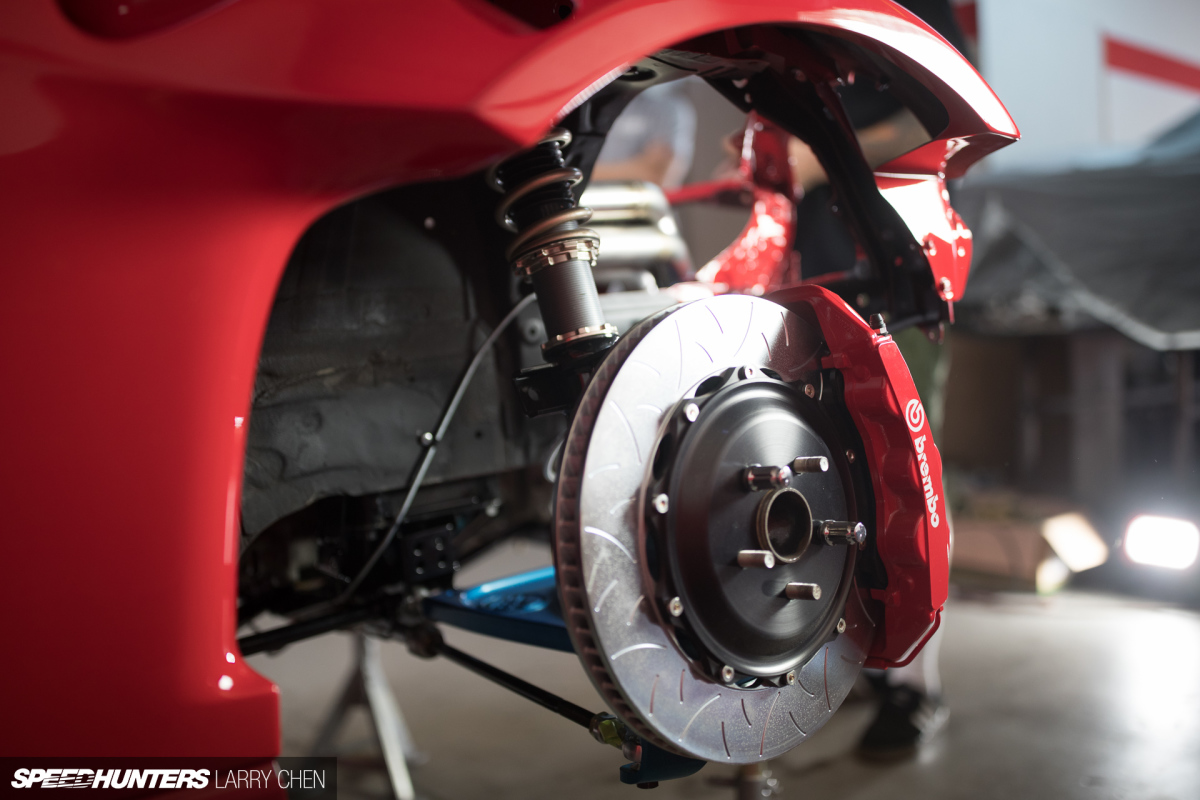 Larry_Chen_Speedhunters_gumout_toyota_ferrari_gt4586-12