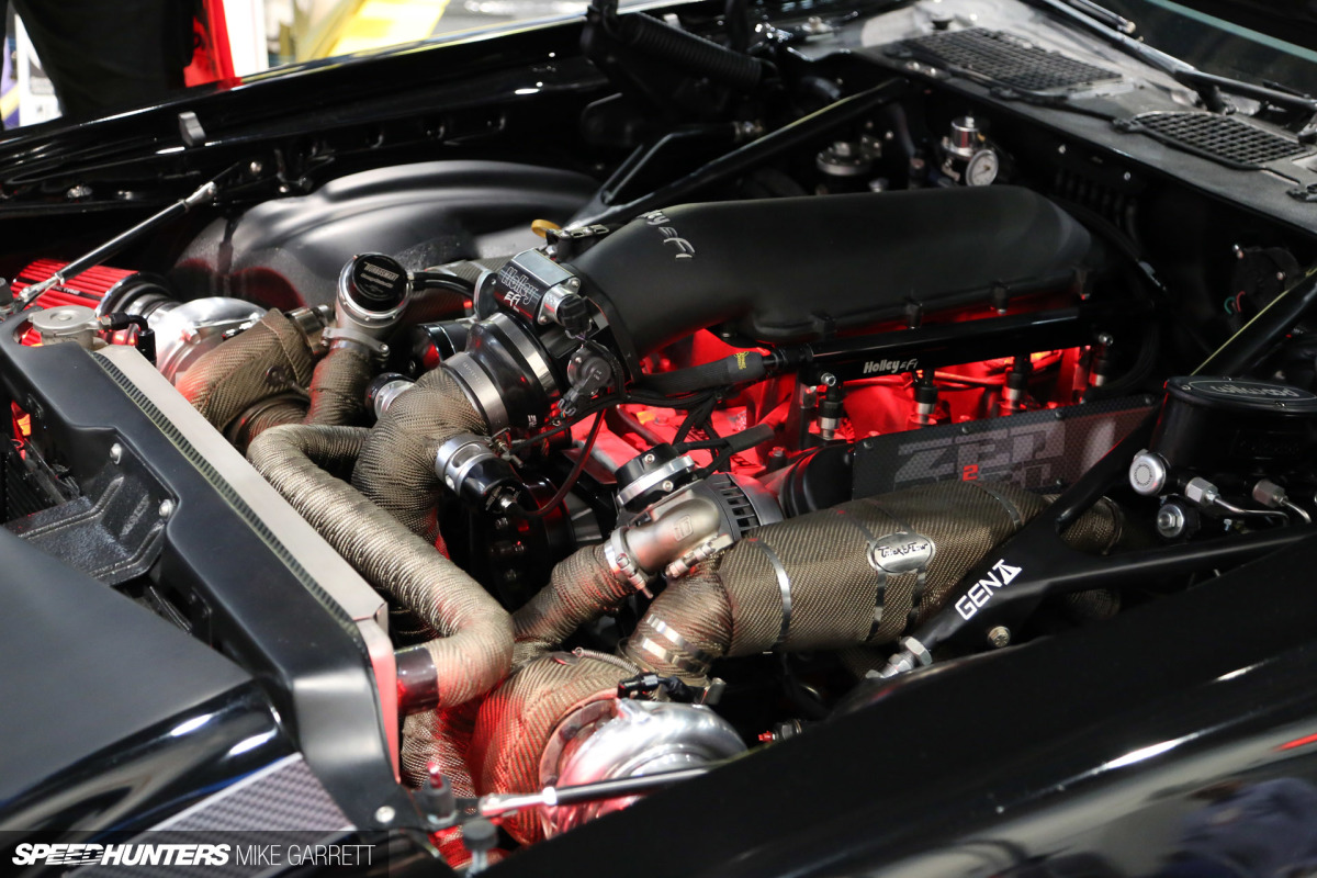 SEMA-Camaro-Z28-02