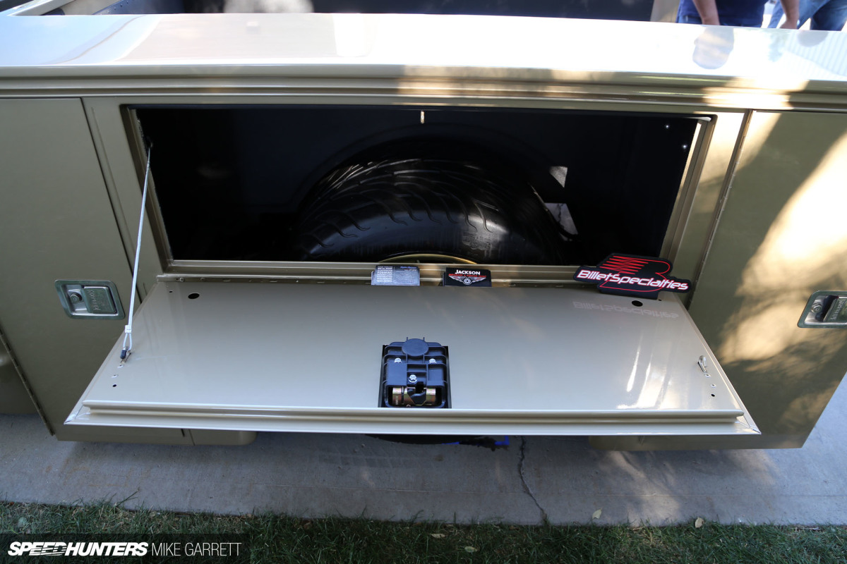 SEMA-Chevy-C100-Utility-Truck-04