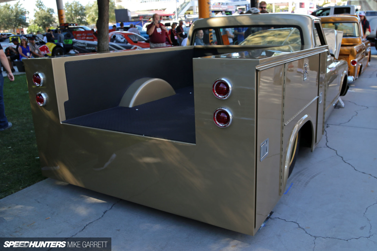 SEMA-Chevy-C100-Utility-Truck-07