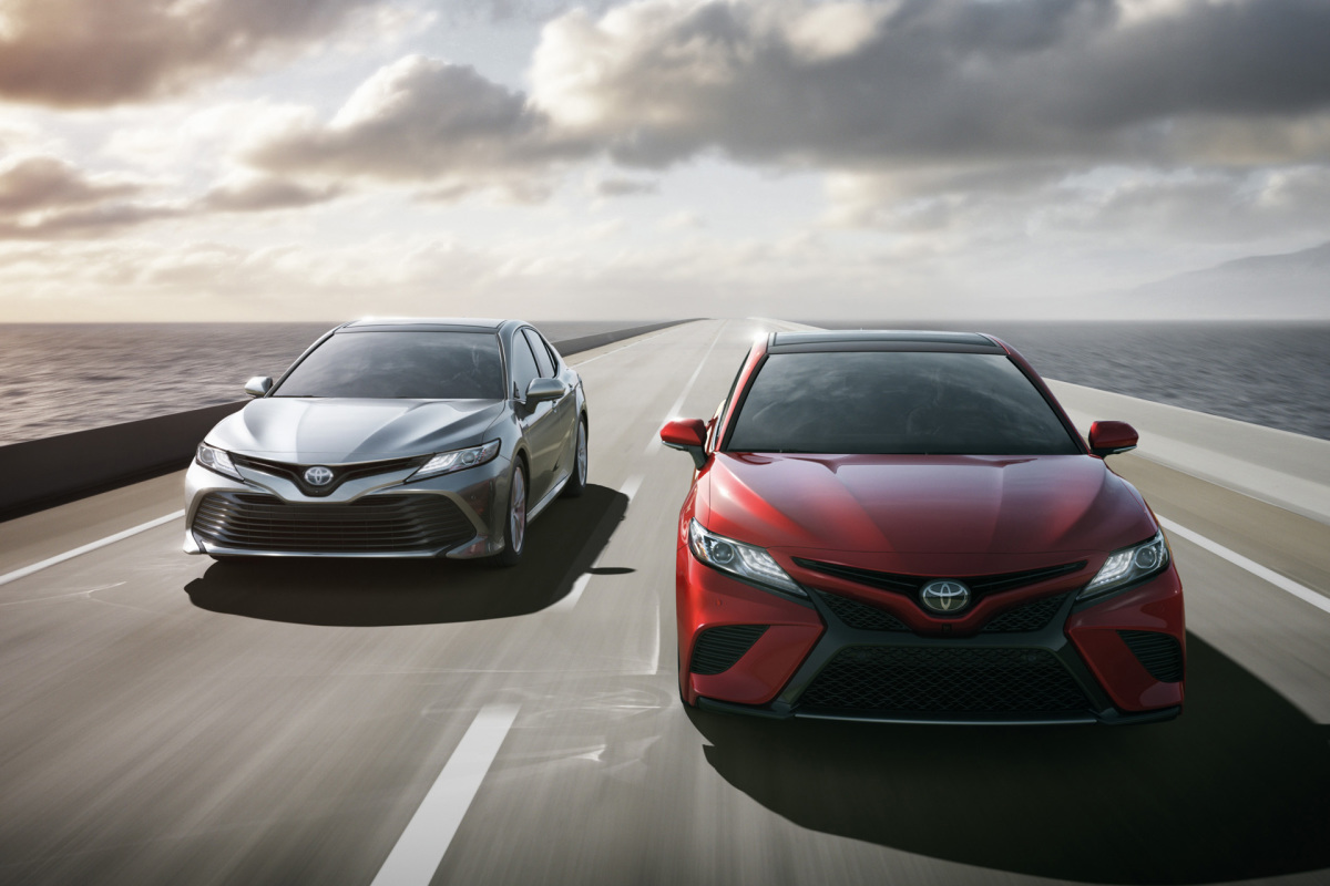 2018-Toyota-Camry-04