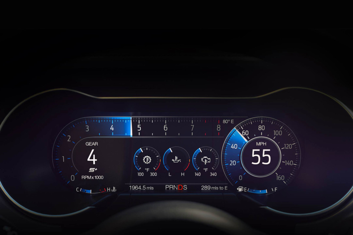 2018 Ford Mustang digital instrument cluster