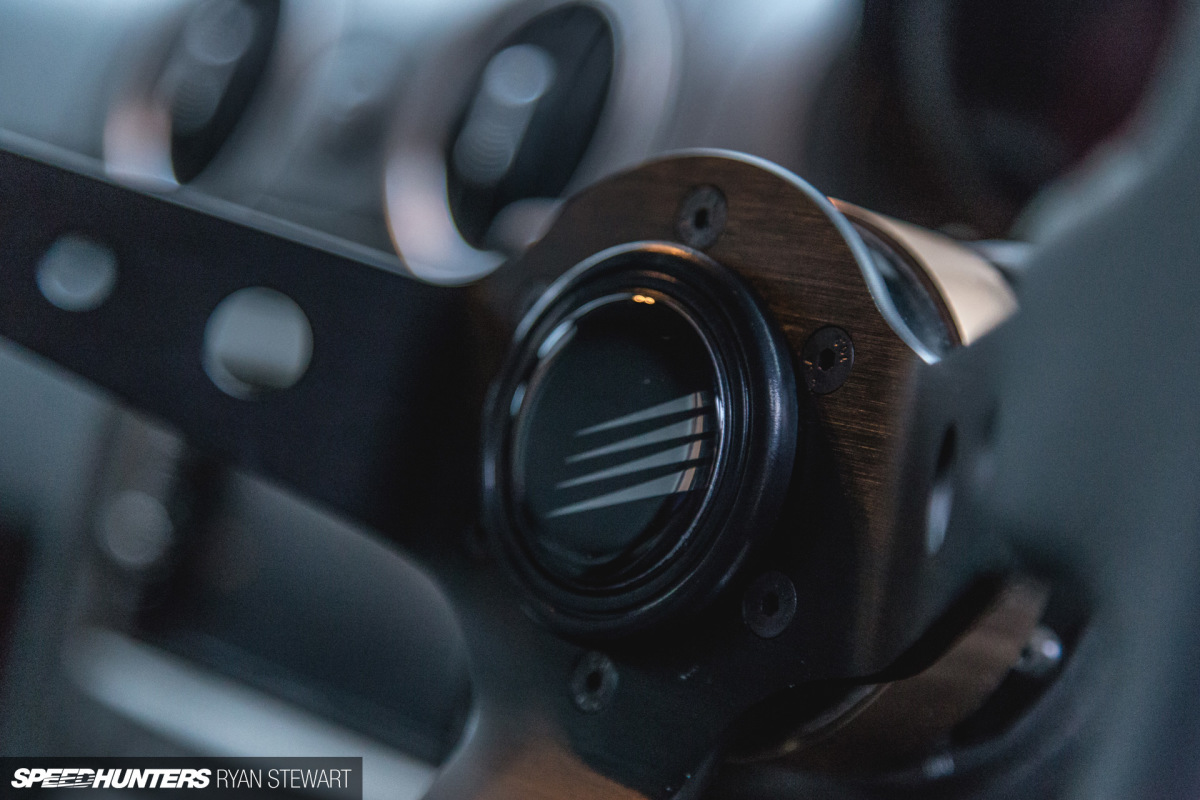 3-ryan-stewart-speedhunters-renown-100-wheel