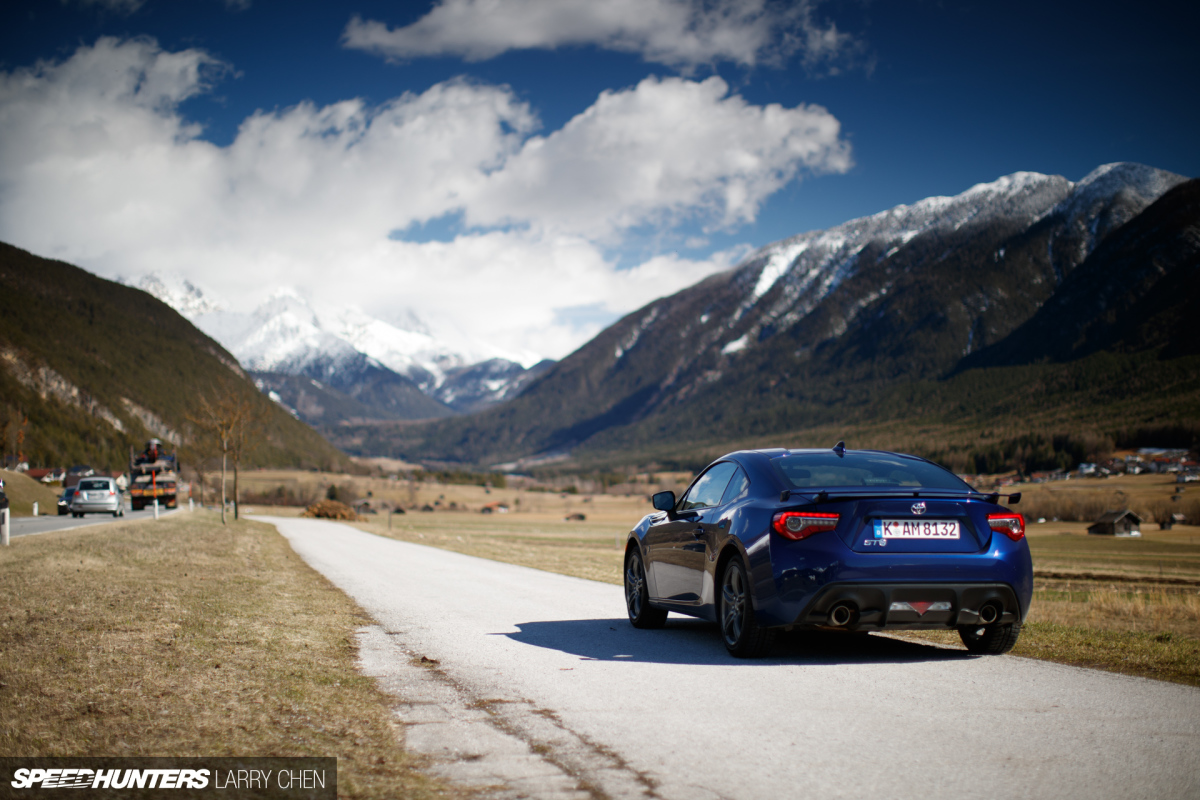 Larry_Chen_Speedhunters_Geneva_show_2017_toyota86_drive_51