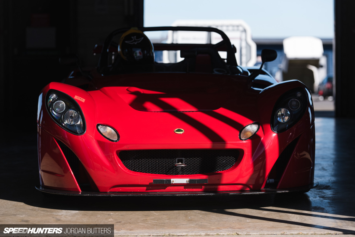 trackaddict-rockingham-2017-jordanbutters-speedhunters-7