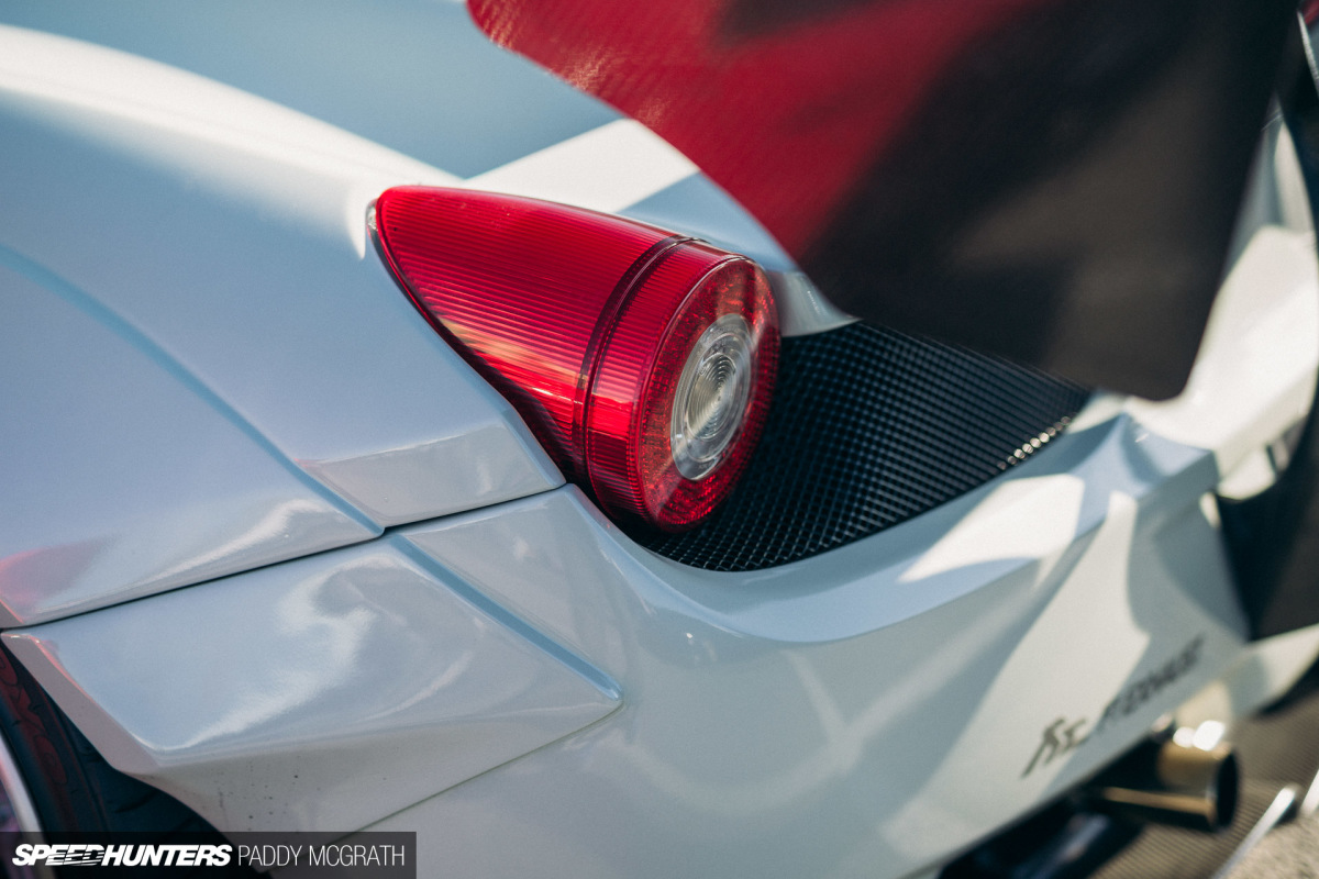A Smooth Liberty Walk Ferrari 458