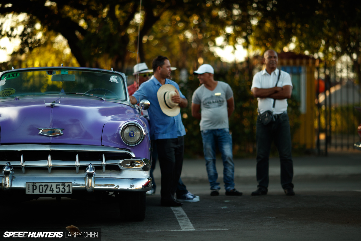 Larry_Chen_Speedhunters_havana_cuba_car_spotting_59