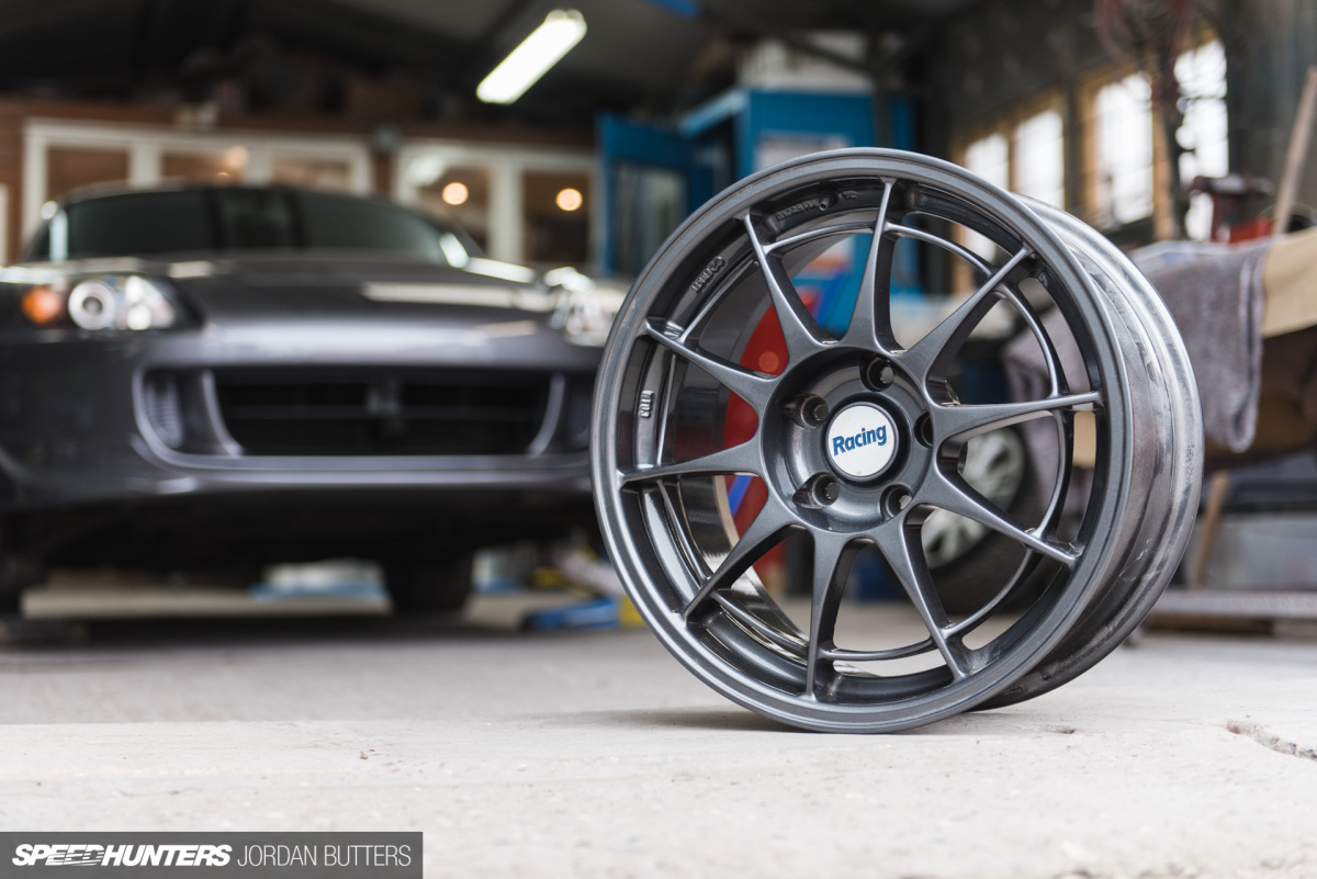 honda-s2000-jordanbutters-speedhunters-5130