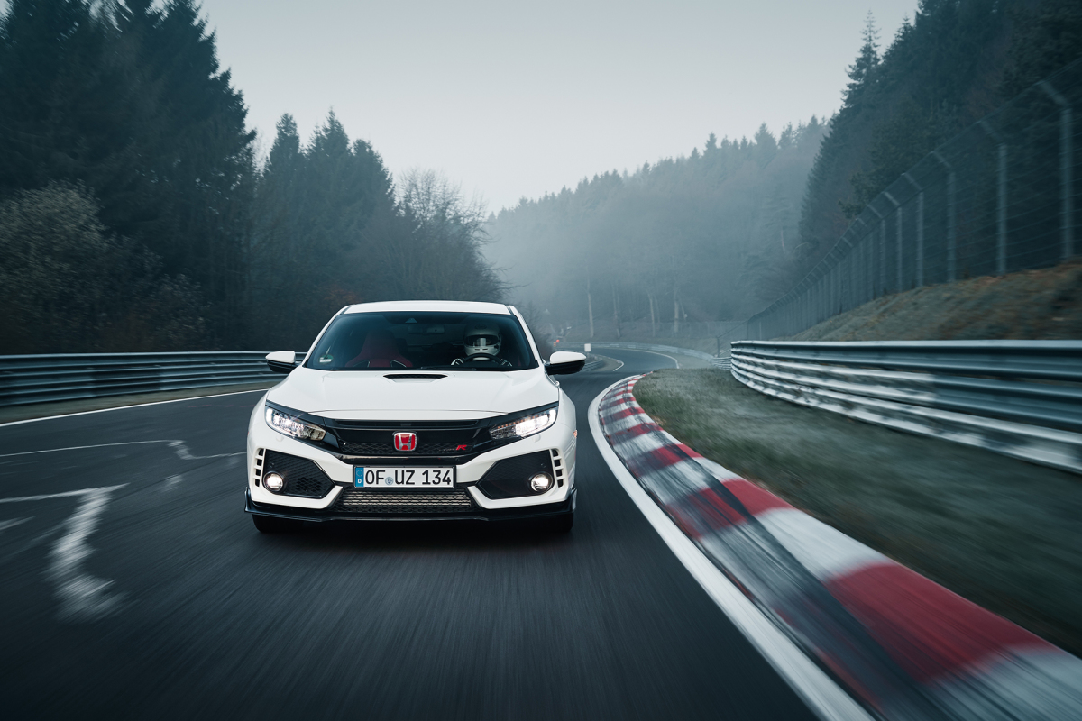 Honda Civic Type R vs. The Nürburgring