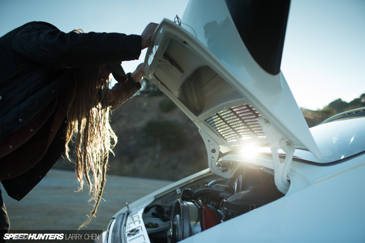 Speedhunters_Larry_Chen_Magnus_walker_book_18