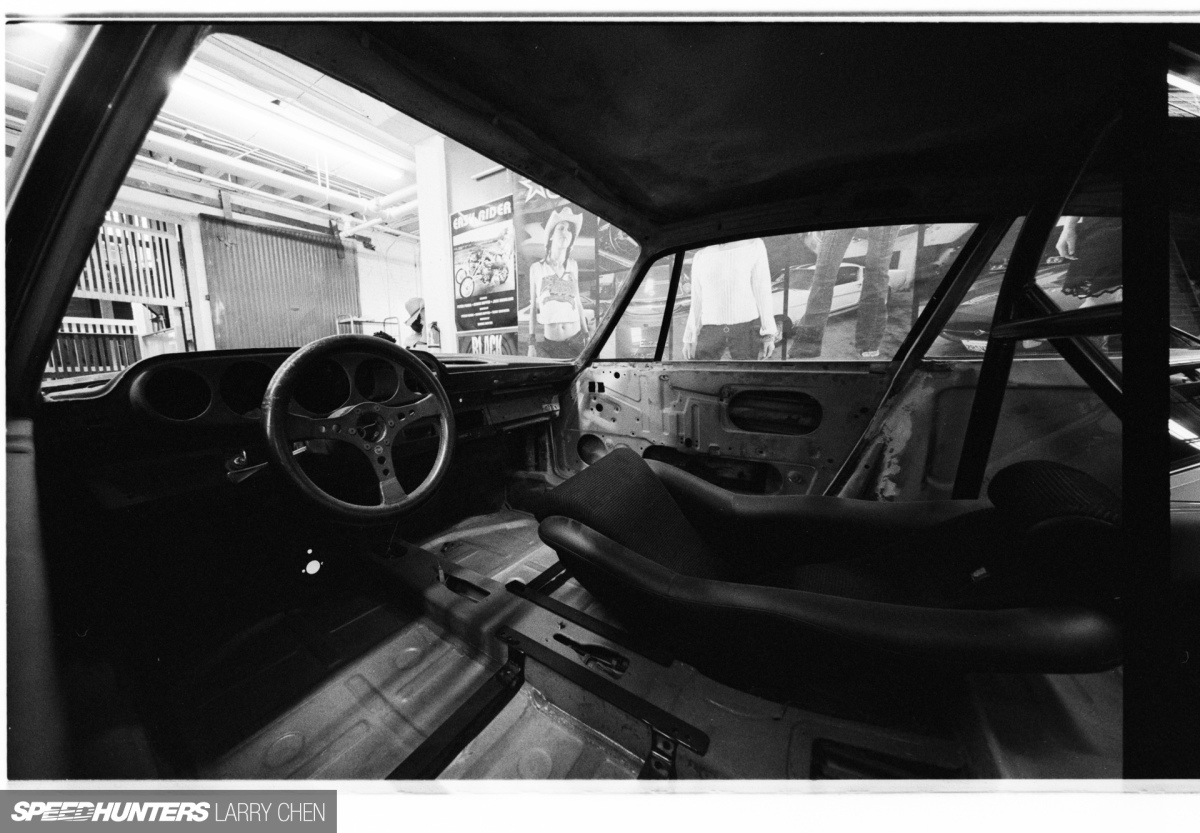 Speedhunters_Larry_Chen_Magnus_walker_book_27