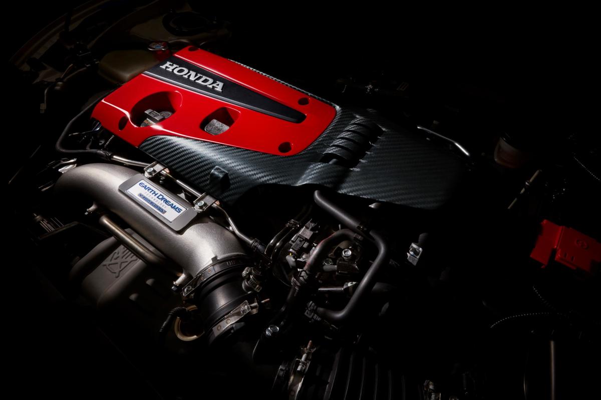 14___2017_Civic_Type_R 2