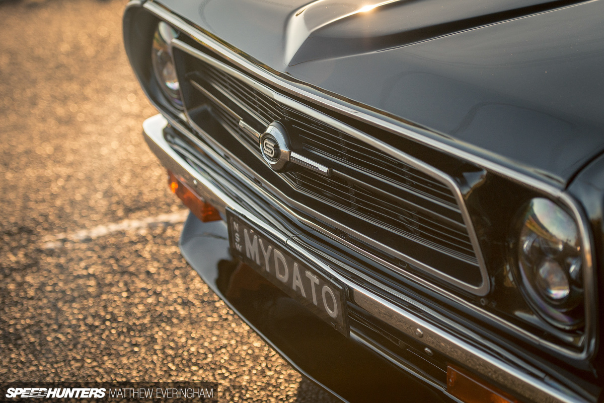 BlackDatsunUte_MatthewEveringham_Speedhunters_ (13)