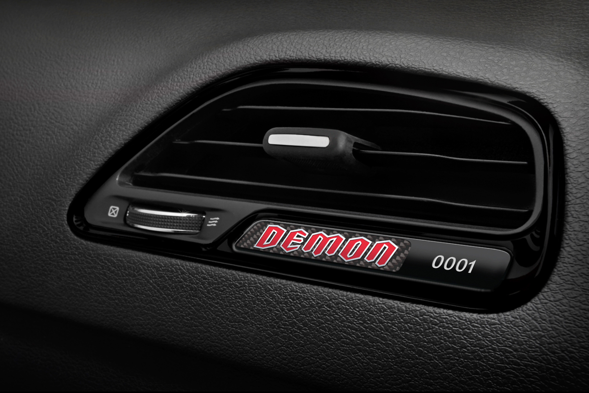 Gloss Black bezels are featured throughout the 2018 Dodge Challe