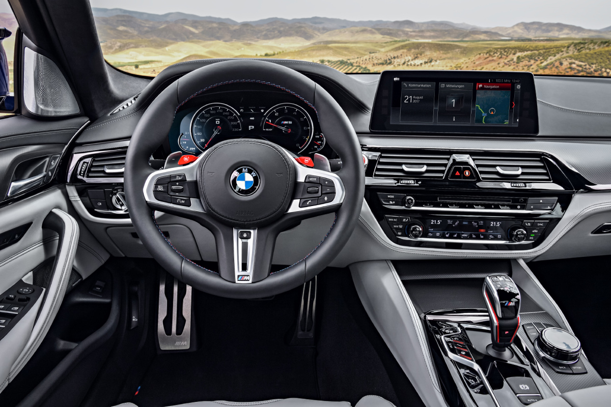 P90273005_highRes_the-new-bmw-m5-08-20
