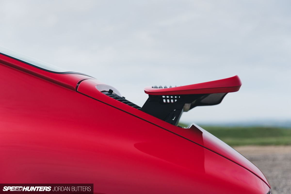 GregHowell-Porsche-964-2017-jordanbutters-speedhunters-5980