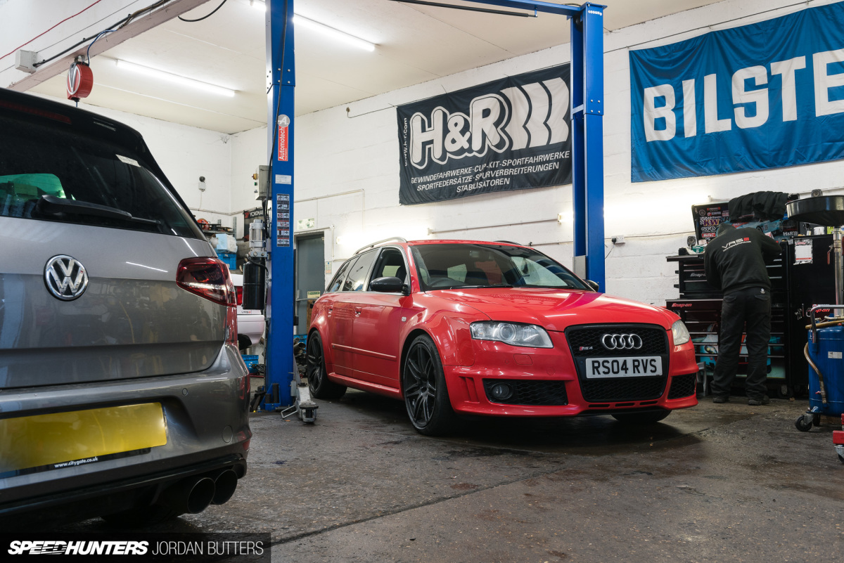 project-rs4-jordanbutters-speedhunters--2