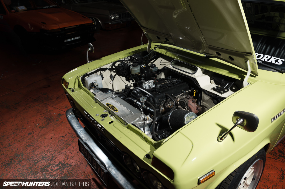 driftworks-hi5-hilux-jordanbutters-speedhunters--10