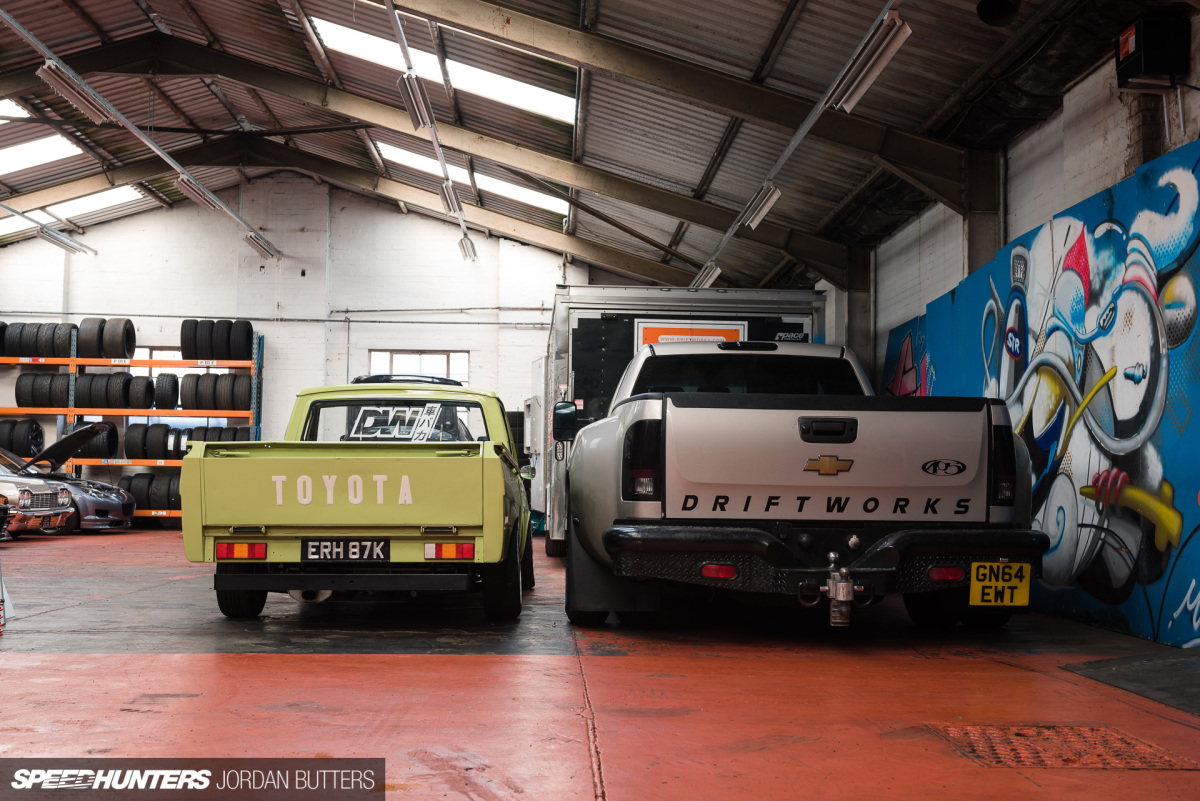 driftworks-hi5-hilux-jordanbutters-speedhunters-5900