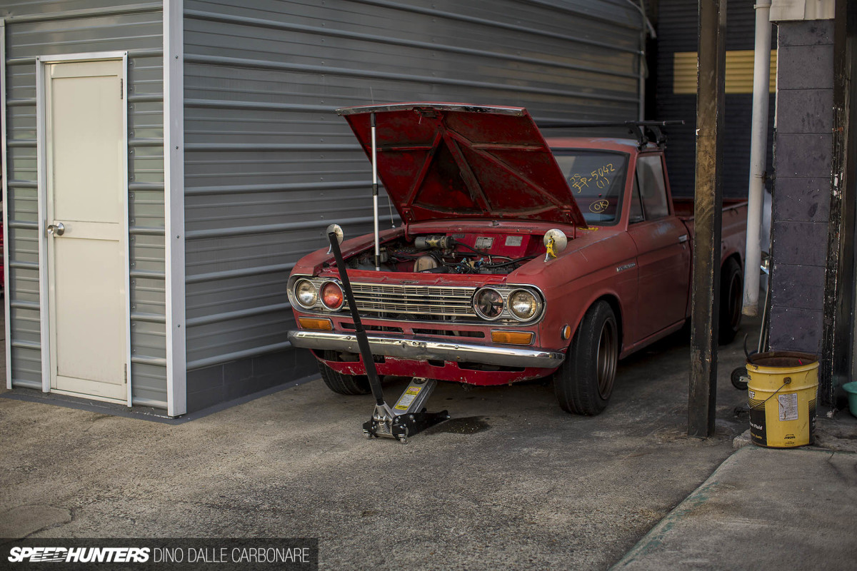 rocket_bunny_datsun_521__dino_dalle_carbonare_05