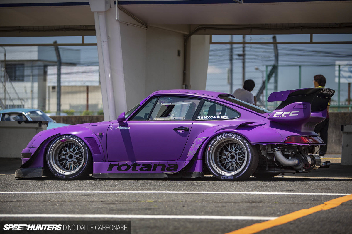 9 Shades Of RWB