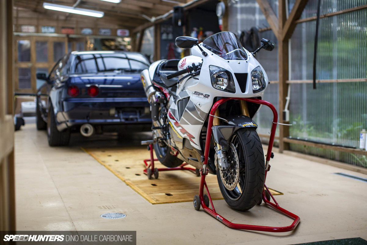Honda’s V-Twin Gamble: The VTR SP2