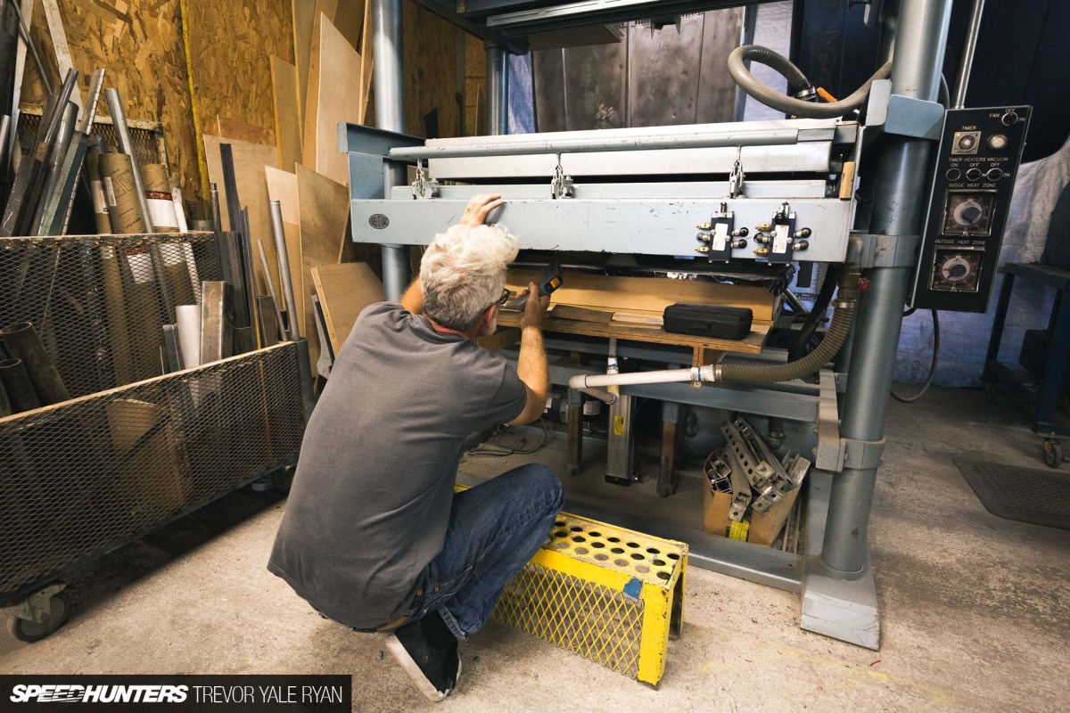 2018-SH-KoogleWerks-Thermoforming-Trevor-Ryan_016