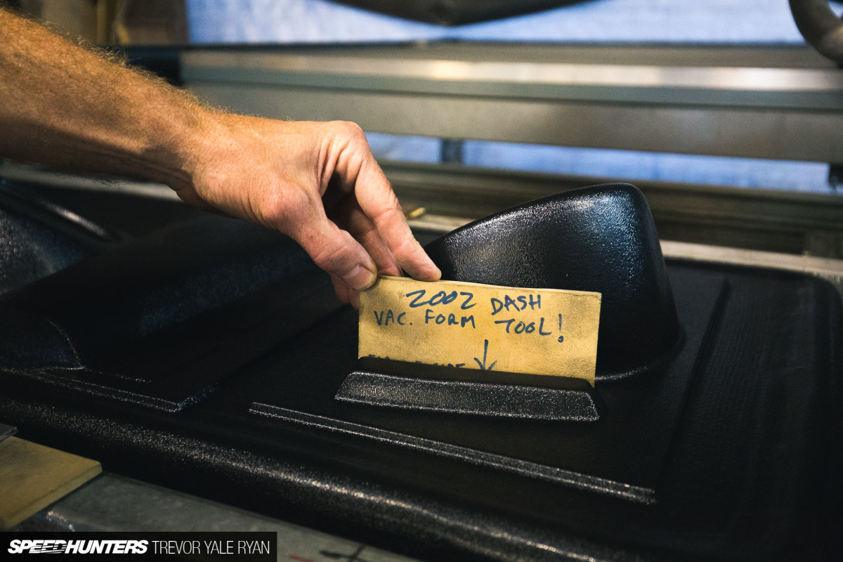2018-SH-KoogleWerks-Thermoforming-Trevor-Ryan_024