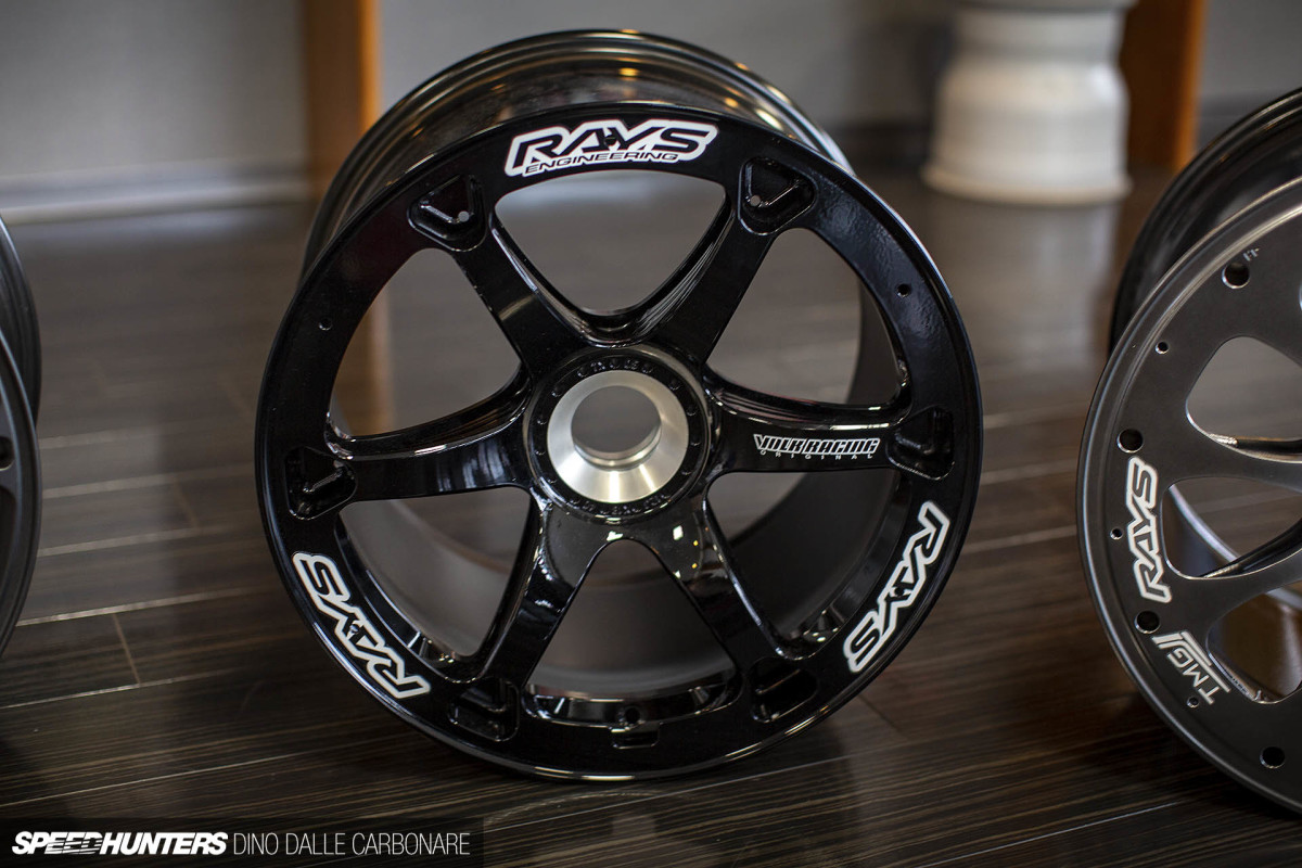 rays_volk_racing_dino_dalle_carbonare_18